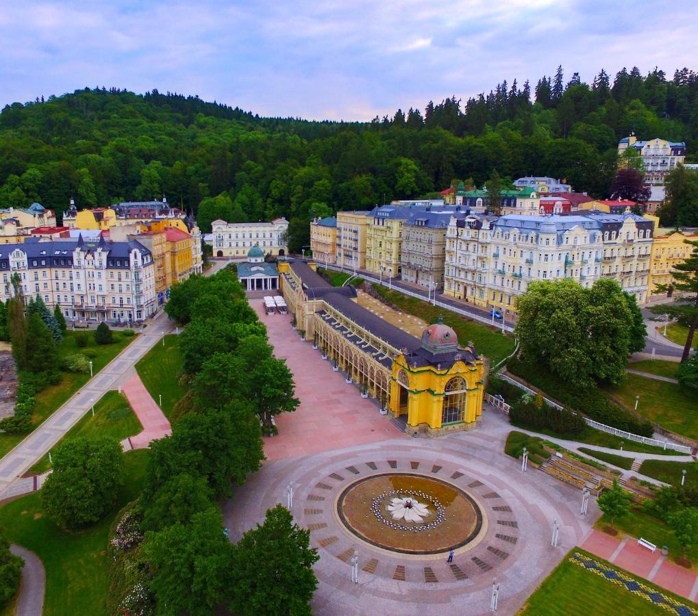 Gourmet Hotel Villa Patriot Mariánské Lázně Exterior foto