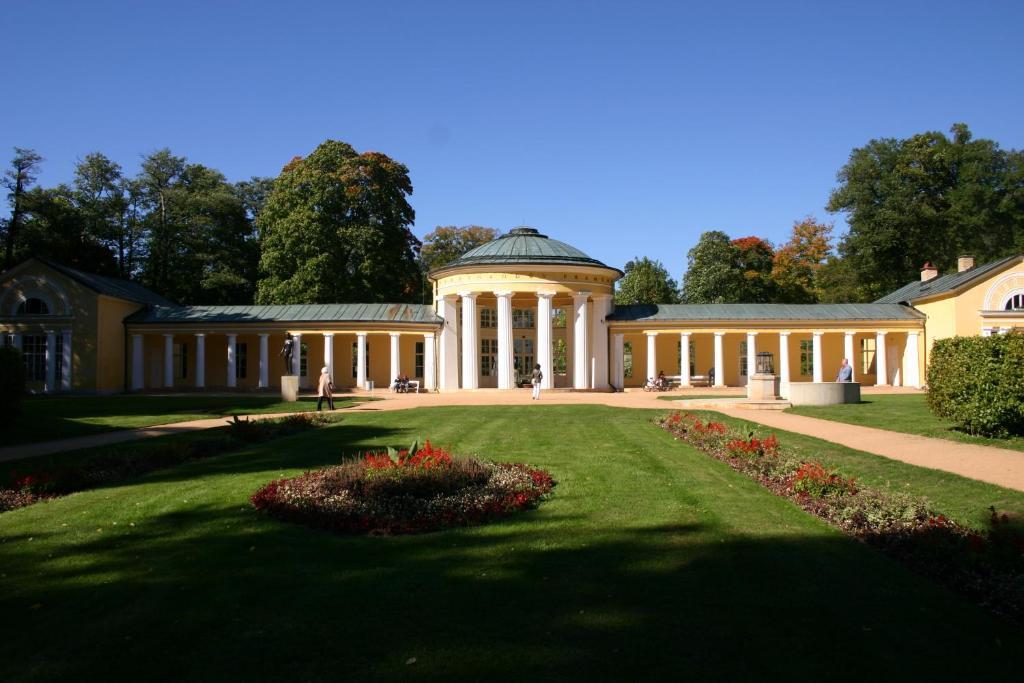 Gourmet Hotel Villa Patriot Mariánské Lázně Exterior foto